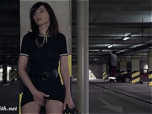 Jeny Smith revealing her ideal bod in a parking garage